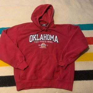 OKLAHOMA
FIESTA BOWL
2011 CHAMPIONS hoodie
